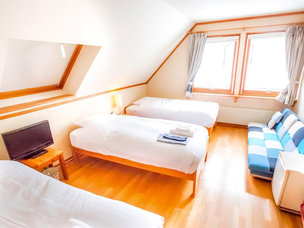 Rusutsu Lodges Pension Lilla Huset Нисэко Экстерьер фото